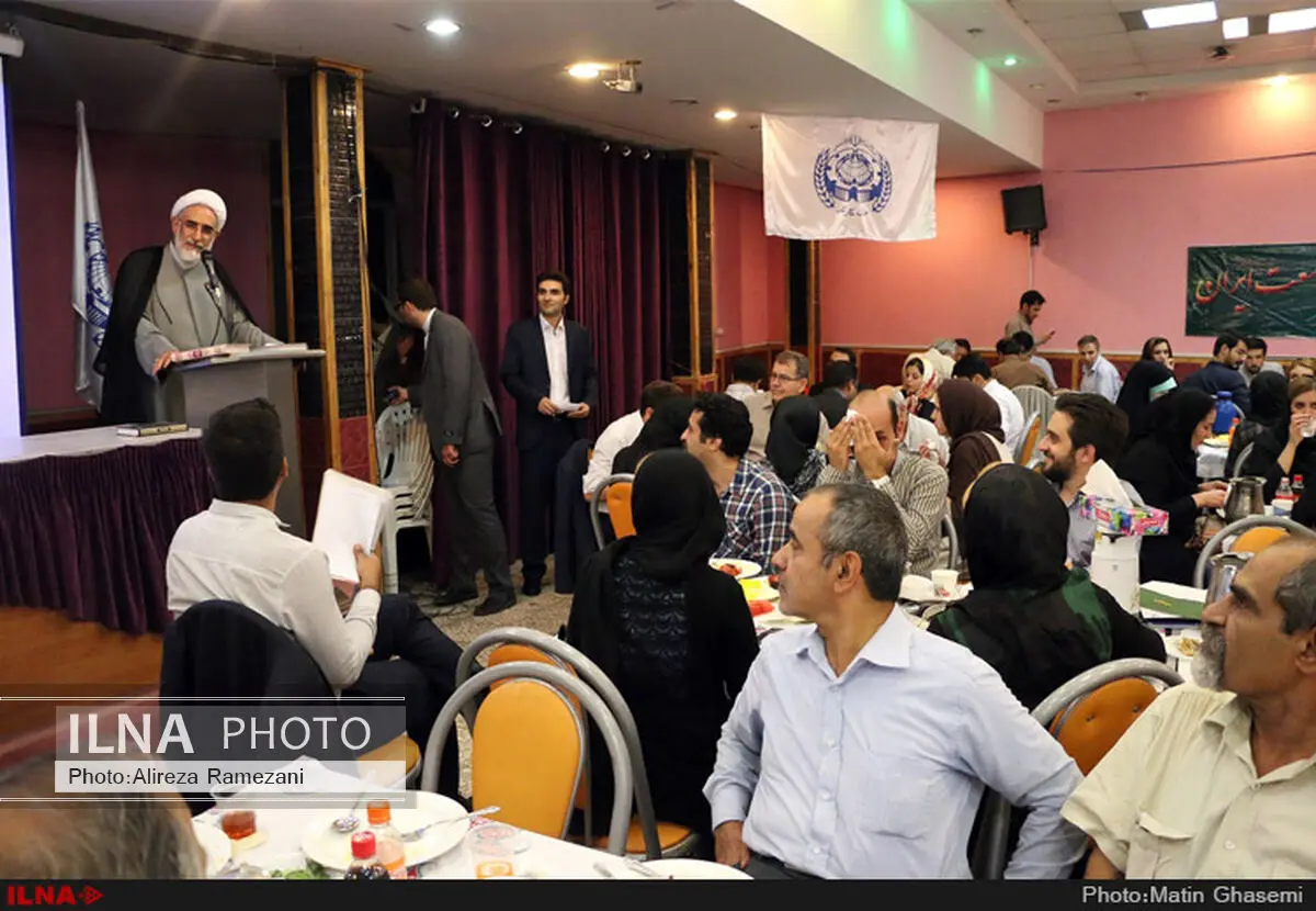 مراسم افطاری سازمان دانشجویی حزب اسلامی کار برگزار شد+عکس