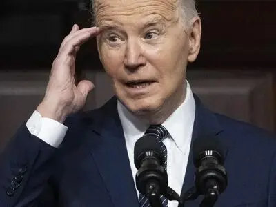 Biden accuses Trump of using "Hitler's language"
