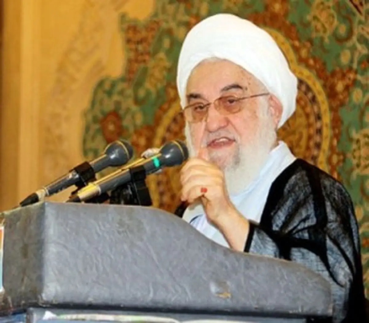آمریکا در مقابل استقامت ملت، مجبور به قبول حق هسته‌ای ایران شد