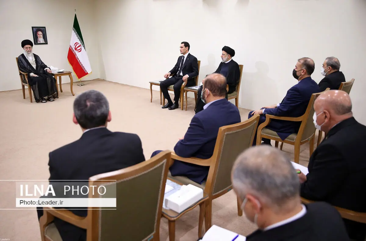 قائد الثورة: هنالک معارضون للعلاقات بین ایران وترکمنستان وینبغی التغلب على العقبات