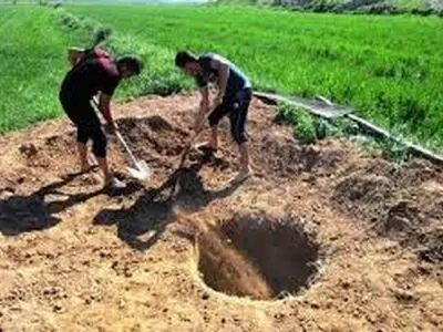فامنین چاه غیر مجاز فعال ندارد
