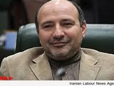 حضور چهره‌هایی نظیر مطهری تعادل را در مطبوعات برقرار می‌کند