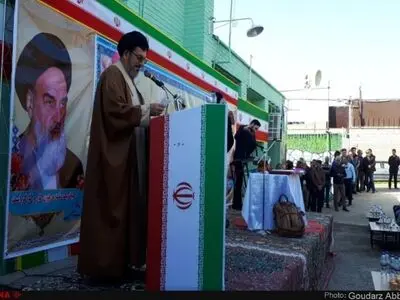 مجلس مسیر را برای رسیدن به عدالت اجتماعی ریل گذاری کند/ همه موظف هستیم برای استیفای حقوق کارگران تلاش کنیم