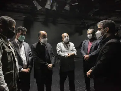 تئاتر «تن‌ها» در فرم و محتوا متفاوت است/ تلاش برای حمایت از تئاتر استان‌ها در پایتخت