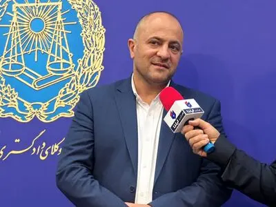 حضور وکیل در دعاوی، مسیر تحقق بهتر عدالت را هموار می‌کند