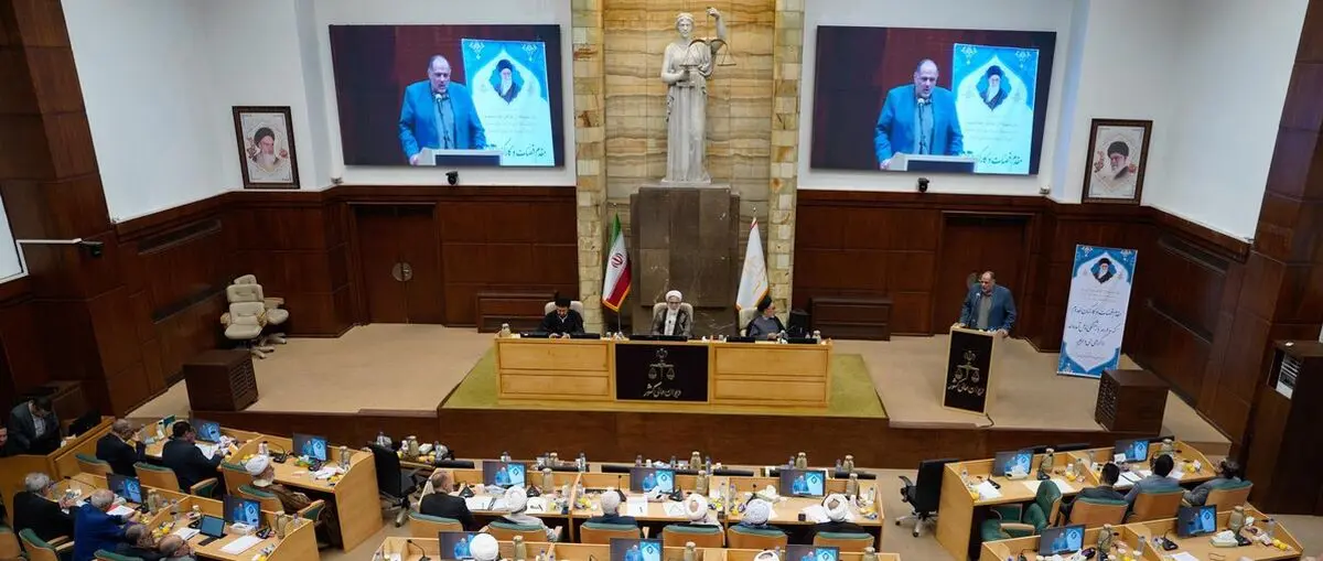 هیئت عمومی دیوان عالی کشور دو پرونده اصراری حقوقی را بررسی کرد