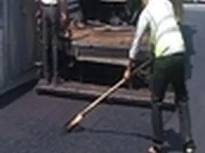 نهضت آسفالت در رشت تسریع می‌شود