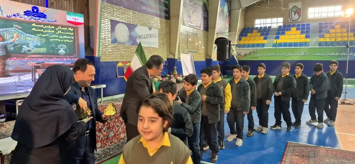 مشارکت خیرین در امر مدرسه سازی پلی برای توسعه عدالت پایدار آموزشی است