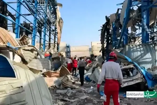 ادامه عملیات جستجو افراد مفقود شده در کانون انفجار + فیلم