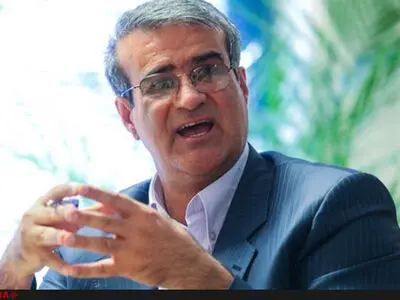 در مورد بیرانوند من به تنهایی تصمیم نمی‌گیرم/ با طاهری مشکلی ندارم