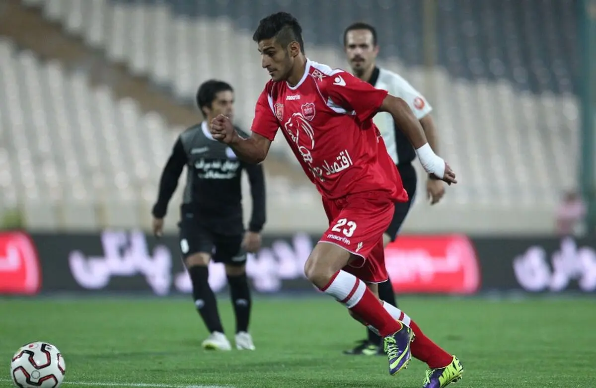 مهاجم پرسپولیس رسما به IBV ایسلند پیوست