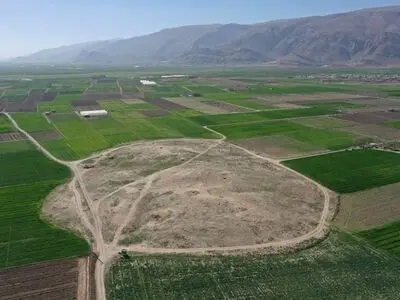 شناسایی شواهدی از هزاره پنجم تا هزاره دوم قبل از میلاد در تل قلعه مرودشت