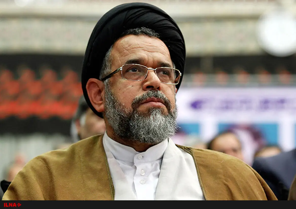 حضور وزیر اطلاعات در محل حادثه ساختمان پلاسکو