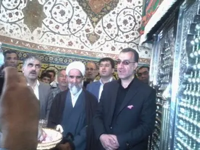 مرقد سلطان علی ابن امام محمد باقر(ع ) مشهد اردهال کاشان گلباران شد