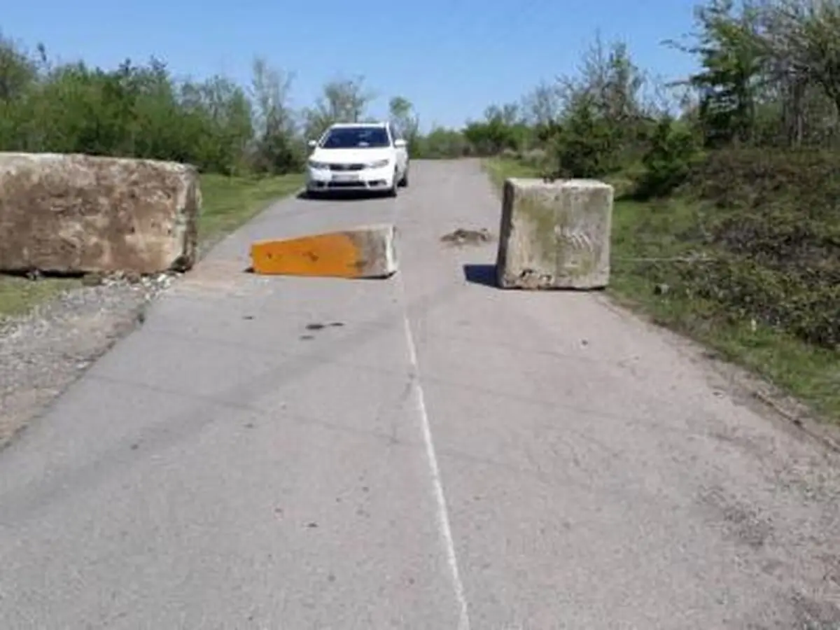 انسداد مسیر دسترسی به روستاهای هدف گردشگری بخش سنگر 