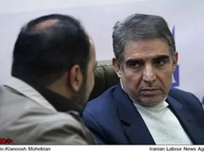 گلزاری: بخش های اجتماعی رسانه ها قوی شوند