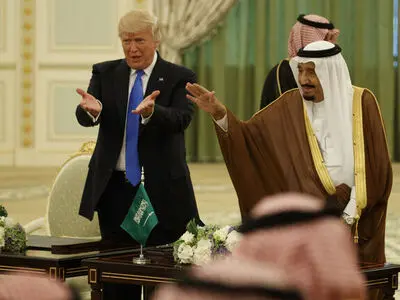خاطرات کوشنر از جزئیات گفتگوی رهبران عرب درباره ترامپ