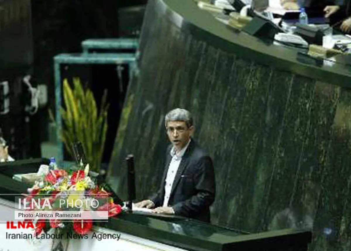 هدف دولت و مجلس برای کاهش نرخ سپرده بانکی مشترک است