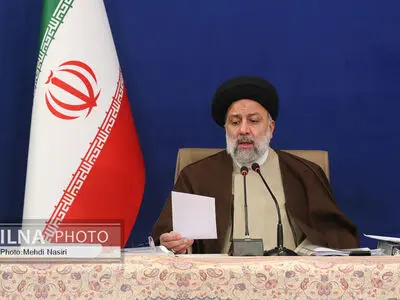 رئیسی یؤکد ضرورة مواصلة تنفیذ قرارات لجنة التنسیق الاقتصادی