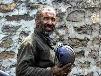 معطلی کارگران معدن زغال سنگ البرز شرقی برای بازنشستگی