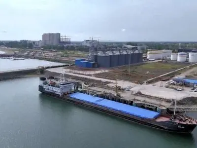 مدیرعامل سازمان منطقه آزاد انزلی بر لزوم استمرار تأمین کالاهای اساسی و مواد اولیه تأکید کرد