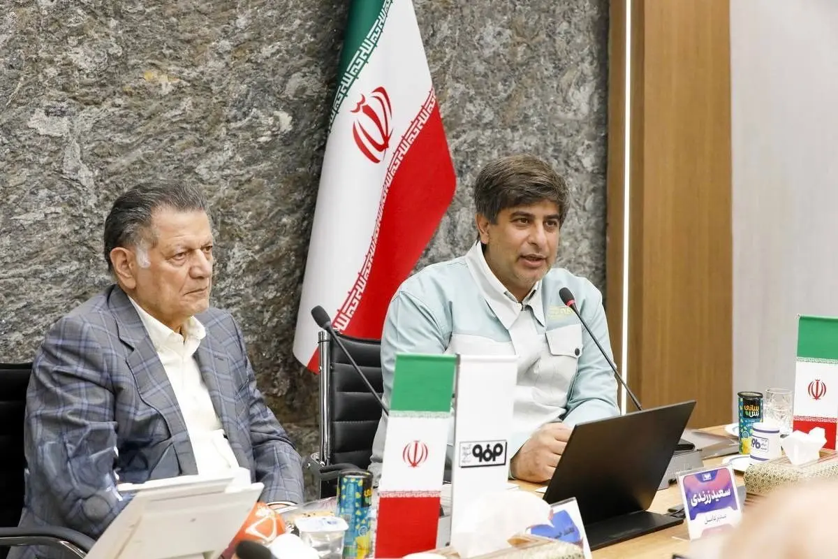 بازسازی فولاد مبارکه با تکیه بر برنامه‌محوری و تجربه پیشکسوتان