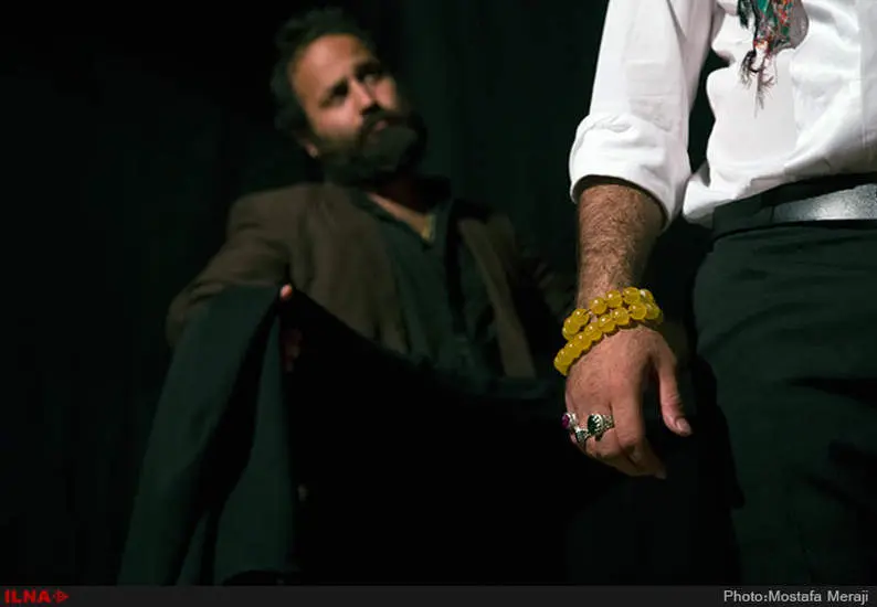 نمایش بگو حرام در هفدهمین جشنواره تئاتری  استان قم