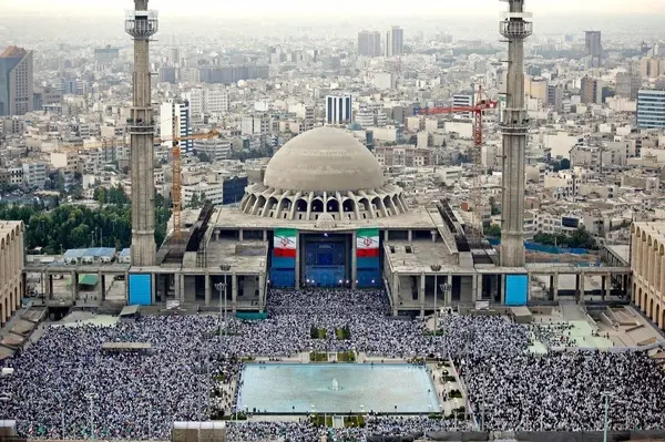 اقامه نماز عید به امامت رهبر انقلاب ساعت ۸ صبح/درهای مصلا از ۴ صبح باز است