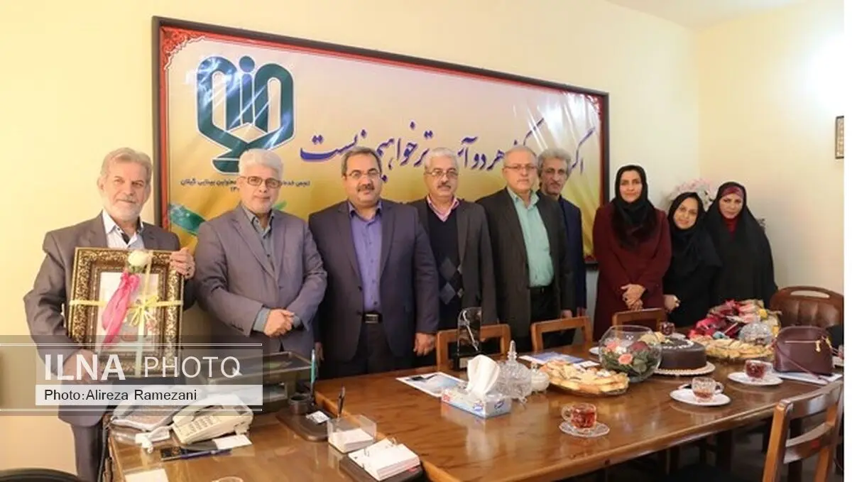 بازدید مسئولان شرکت پخش فرآورده‌های نفتی گیلان از انجمن حمایت از نابینایان استان