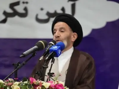 فعال شدن صنایع راکد در استان و رفع مشکلات بیکاری نگاه ویژه دولت را می‌طلبد
