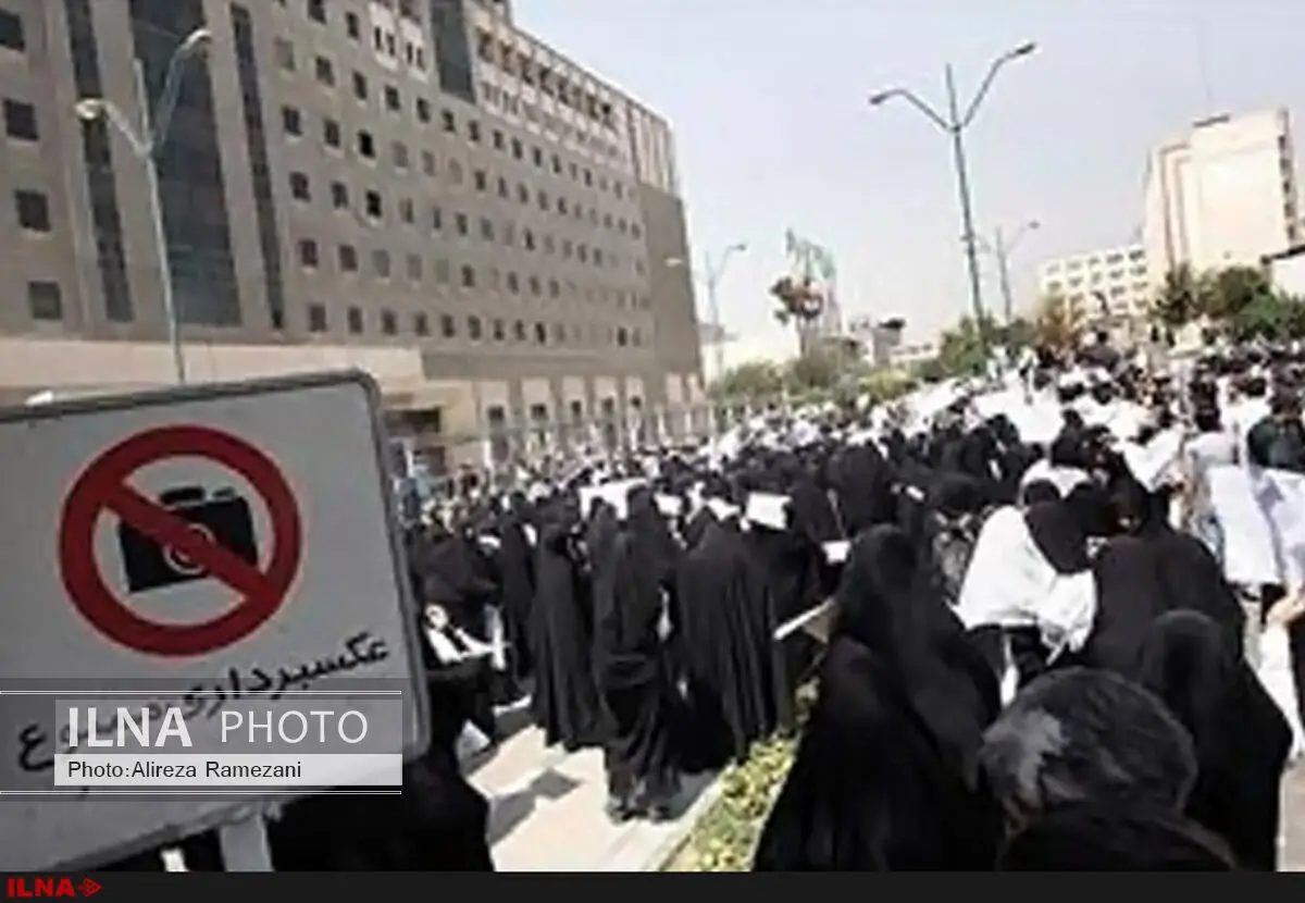 تجمع جمعی از مربیان پیش‌دبستانی مقابل مجلس