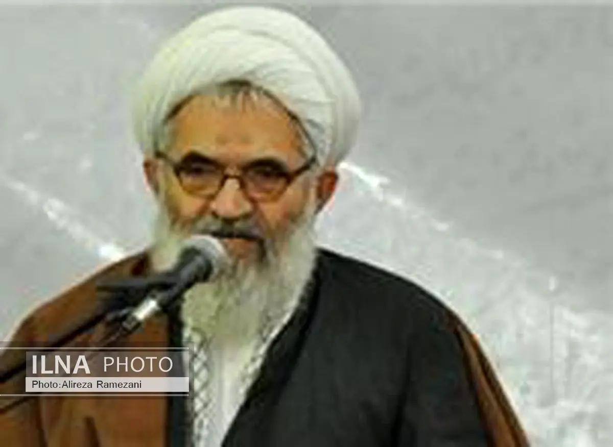تصادف خودروی حامل عضو مجلس خبرگان 