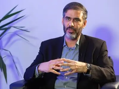 یکی از مشکلات قالیباف را هر فردی داشت، صد باره حذف یا برکنار می‌شد