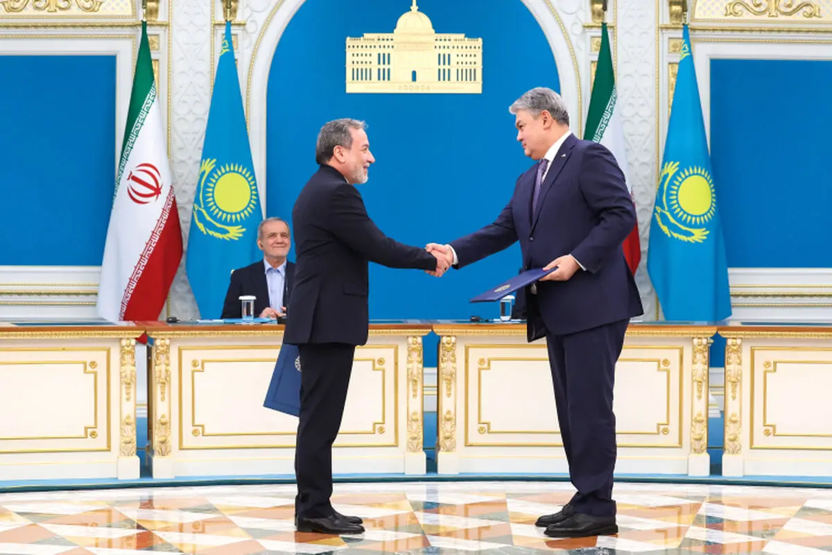 امضای ۱۴ و تبادل ۸ سند و تفاهم‌نامه همکاری دوجانبه میان ایران و قزاقستان
