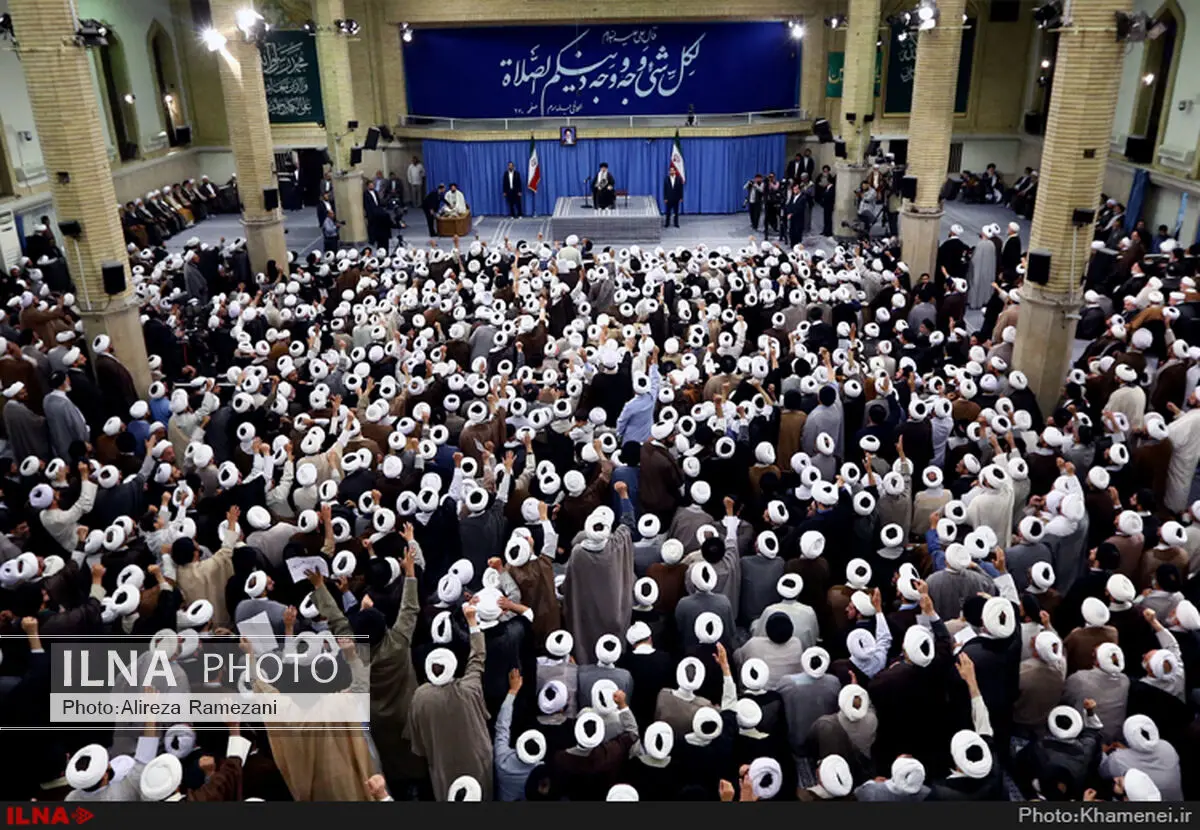  دیدار ائمه جماعت مساجد استان تهران با رهبر انقلاب