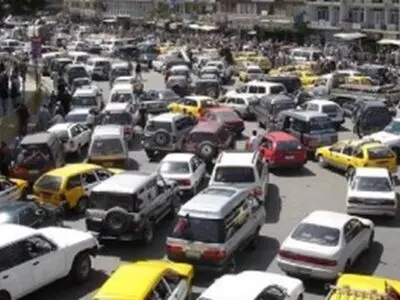 تلفن همراه عامل حواس پرتی رانندگان/ترافیک صبحگاهی در محورهای بزرگراهی