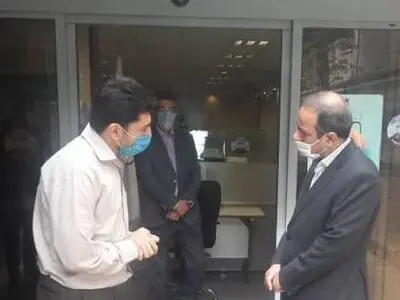 بازدید سرزده مدیرعامل بیمه البرز از شعبه ونک