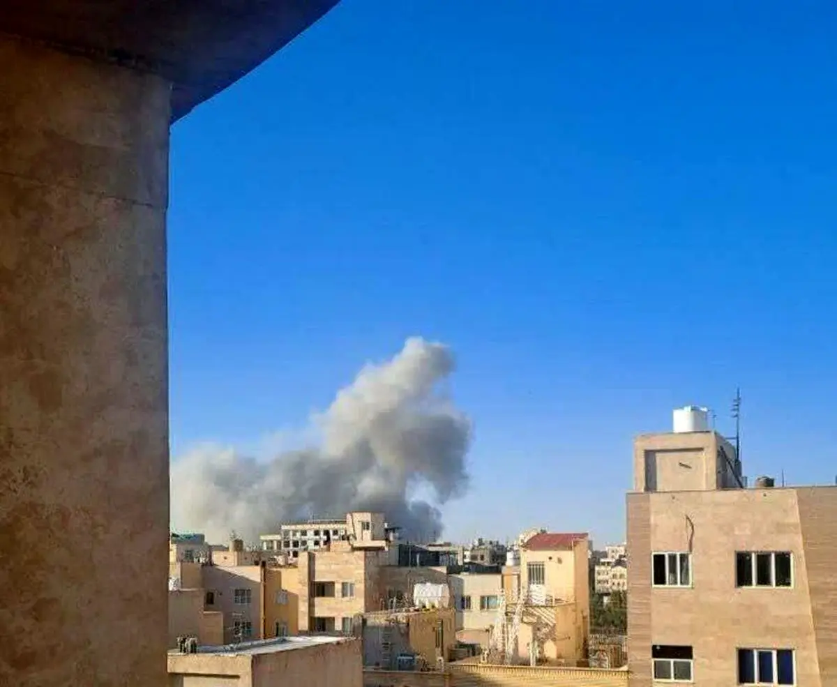 حمله دشمنان متجاوز به ساختمانی در شهر قم