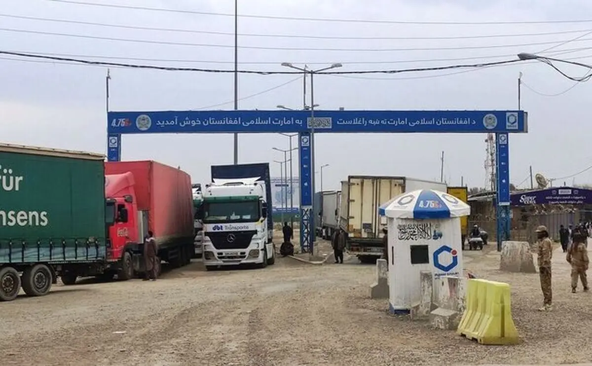  قفل گازوئیلی در دوغارون/ به سختگیر‌ی‌ سوخت کامیون‌ها معترض هستیم 