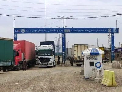  قفل گازوئیلی در دوغارون/ به سختگیر‌ی‌ سوخت کامیون‌ها معترض هستیم 