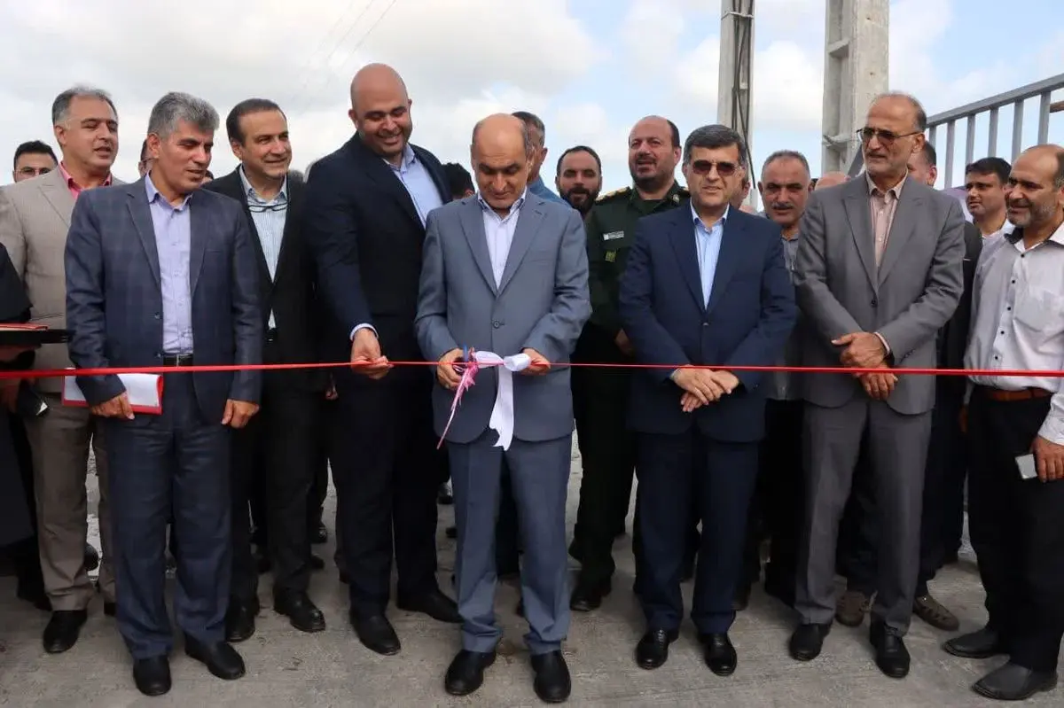یک واحد پرورش مرغ مادر گوشتی در بندر کیاشهر افتتاح شد