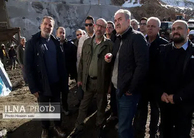 بازدید رئیس بنیاد مستضعفان از فاز ۳ آزادراه تهران شمال