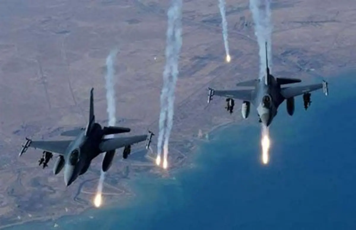 جنگنده‌های آمریکایی ۱۸ بار مواضع داعش را بمباران کردند