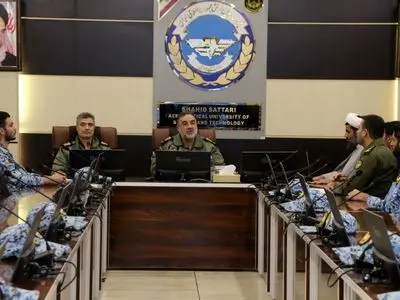 لحظه‌ای در مسیر پاسداری از ایران، درنگ نخواهیم کرد/ دشمنان به دنبال بی‌ارزش نشان دادن دستاوردها و نقاط قوت ایران اسلامی هستند