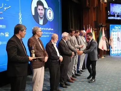 تقدیر ملی از رویکرد پایدار و زیست‌محیطی پتروشیمی تبریز در هشتمین اجلاس مسئولیت‌پذیری اجتماعی