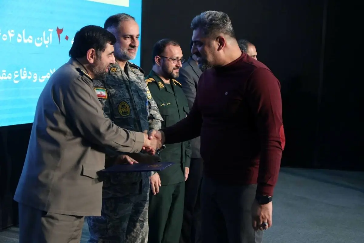 پایان کار نهمین جشنواره هنری فانوس و هفتمین جشنواره فعالان دفاع مقدس در فضای مجازی استان تهران