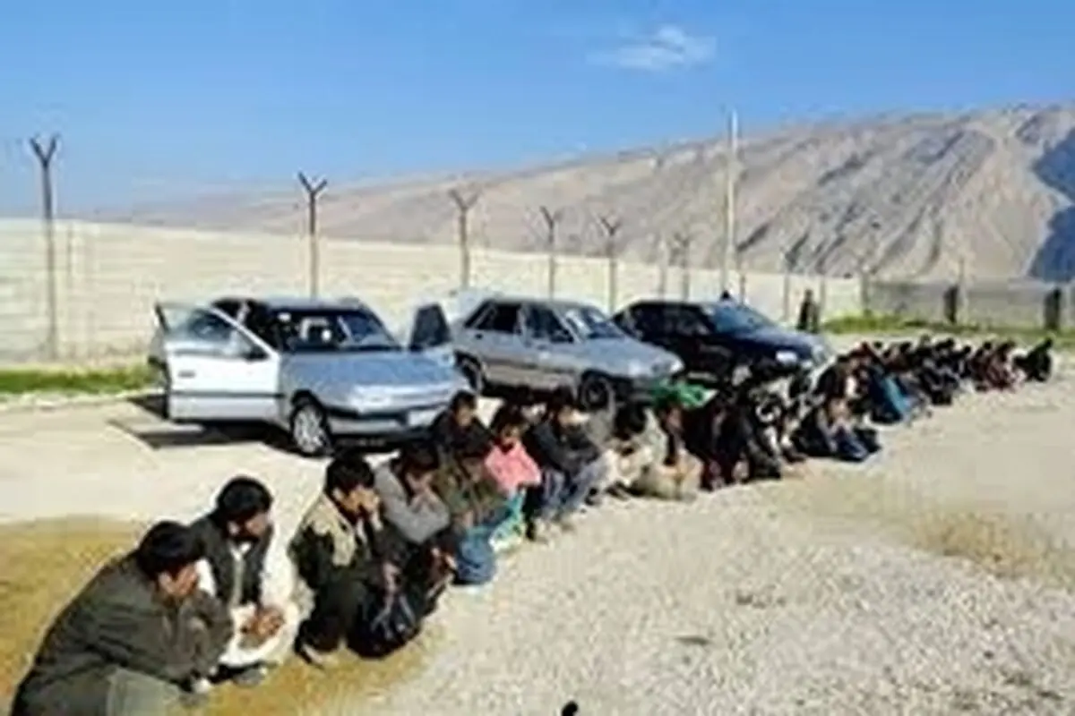 توقیف روزانه ۱۵ دستگاه خودروی حمل اتباع خارجی در اصفهان