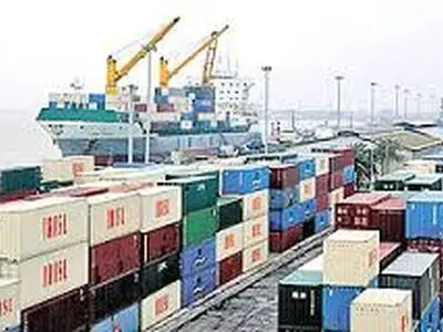 بارگیری نخستین محموله صادراتی از بندرجاسک به آفریقا