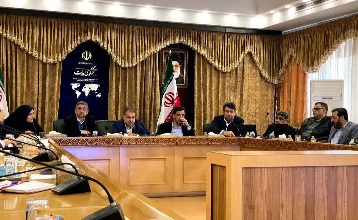 اخذ موافقت اولیه تأمین اعتبار ابرپروژه راه آهن دورود-خرم آباد-اندیمشک/توجه ویژه به تکمیل پروژه های زیرساختی 