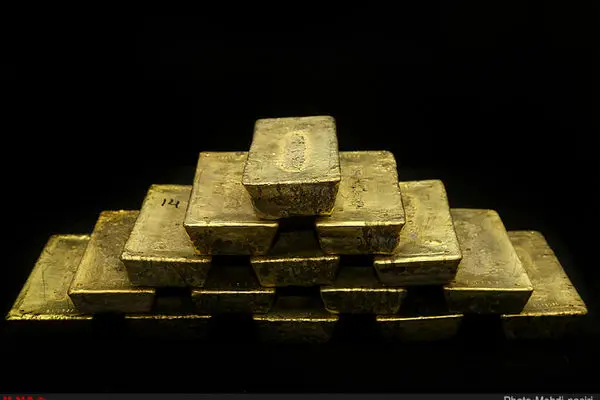 استیراد 30 طنا من سبائک الذهب خلال العام الایراني المنصرم